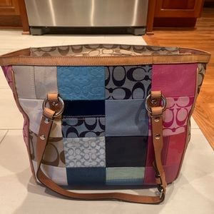 Coach Medium Patchwork Summer Purse